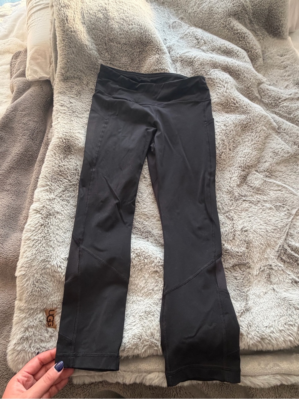 Like new Black Lululemon Leggings size 6 like